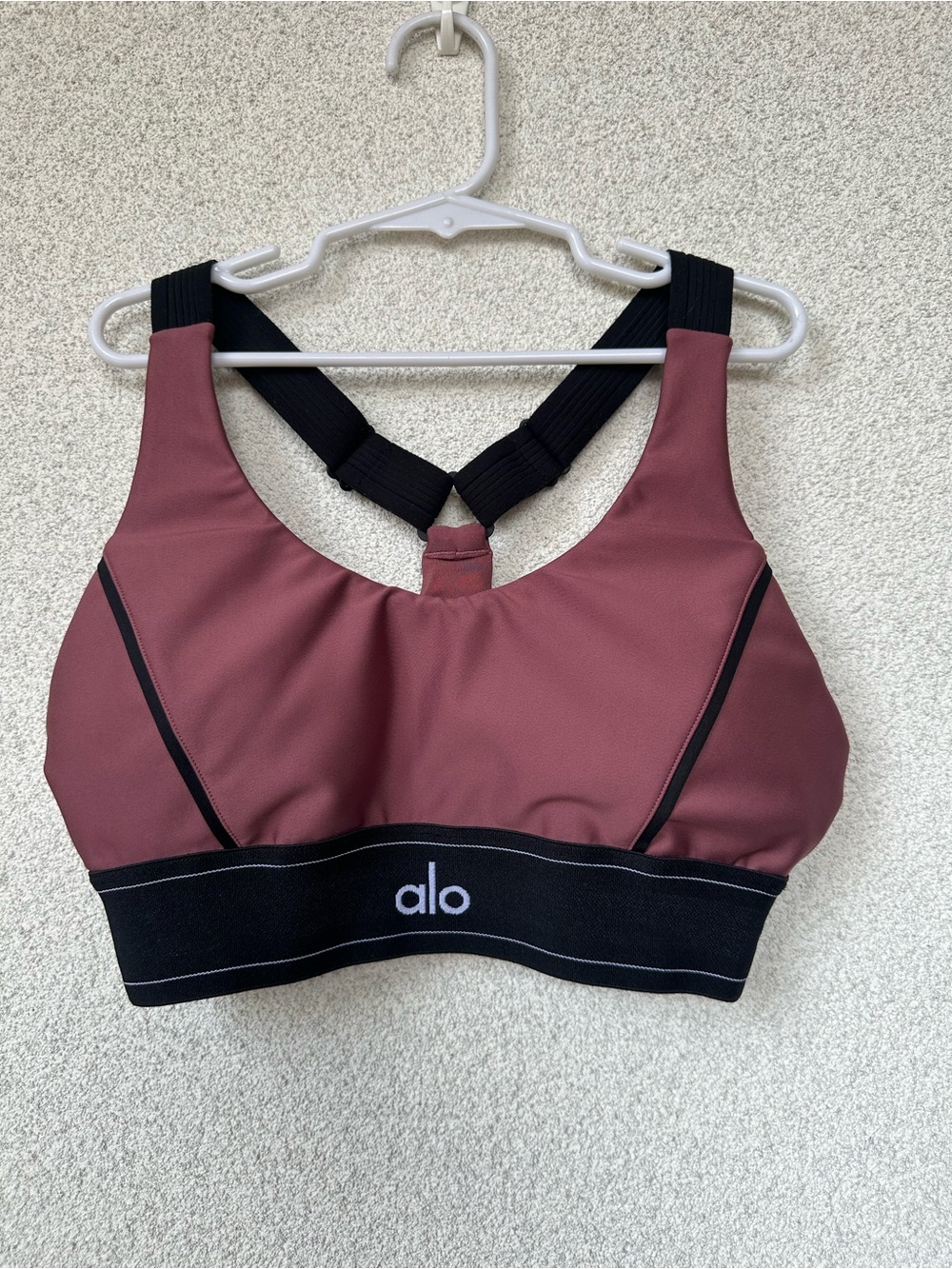 ALO Yoga High Impact Sports Bra in Mauve Pink & Black - Strappy Back Size S